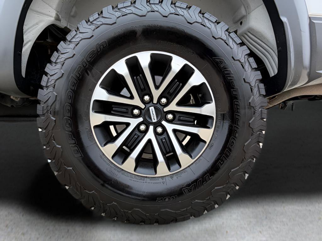 Used 2019 Ford F150 Raptor w/ Equipment Group 802A Luxury image 30