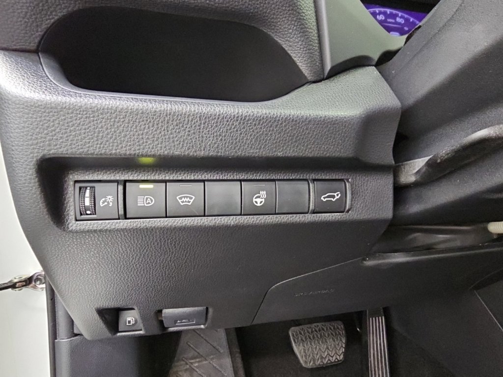 Used 2023 Toyota RAV4 XLE w/ Convenience Package AWD/4WD image 27