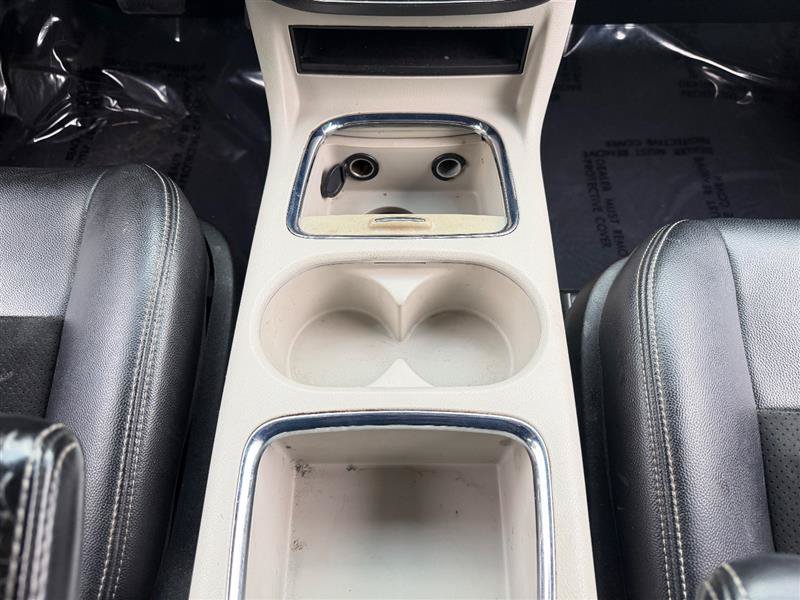 Used 2018 Dodge Grand Caravan SXT FWD image 25