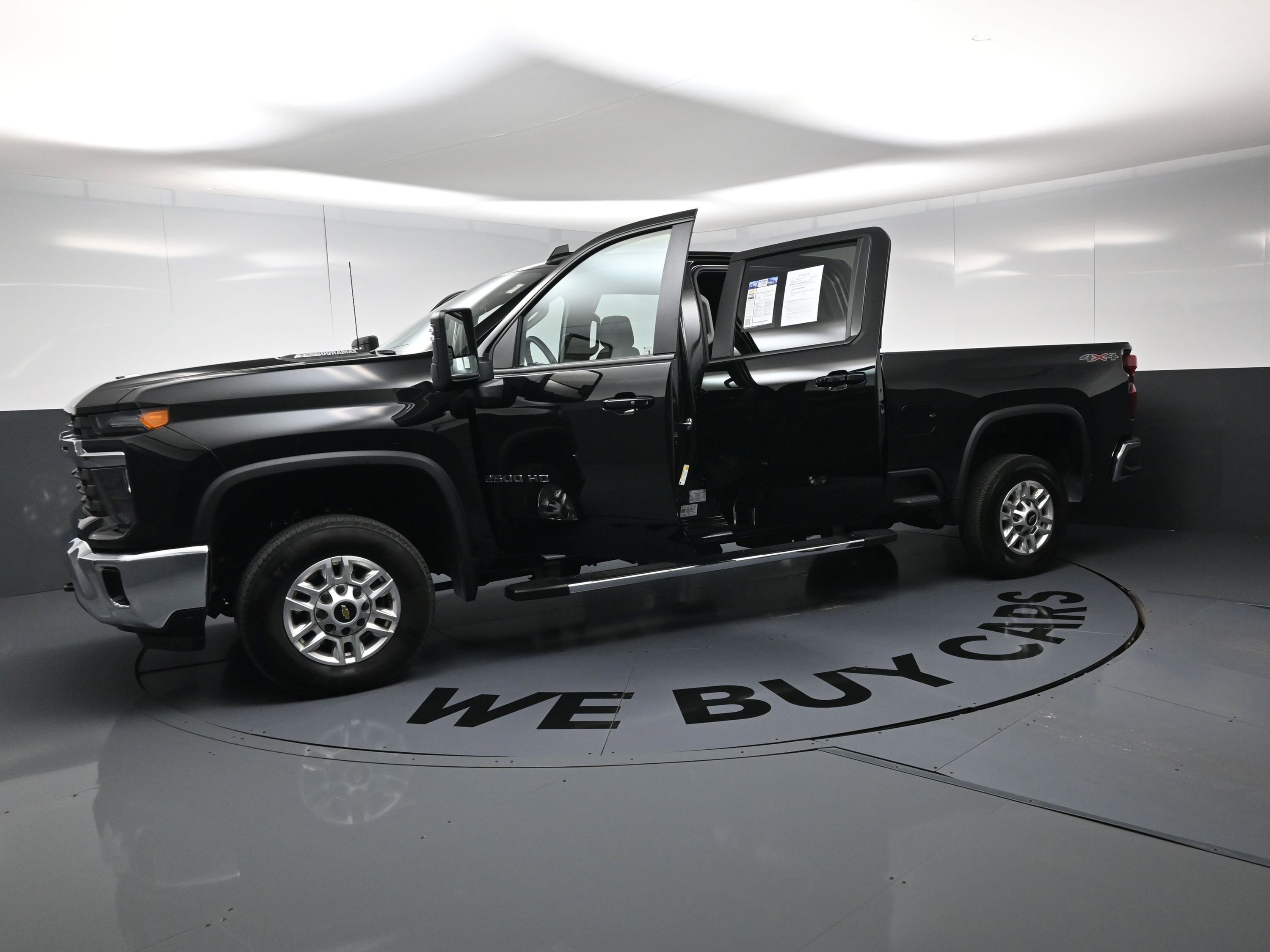 Used 2025 Chevrolet Silverado 2500 LT w/ Convenience Package AWD/4WD image 22