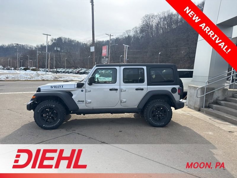 Used 2023 Jeep Wrangler Unlimited w/ Cold Weather Group AWD/4WD image 4