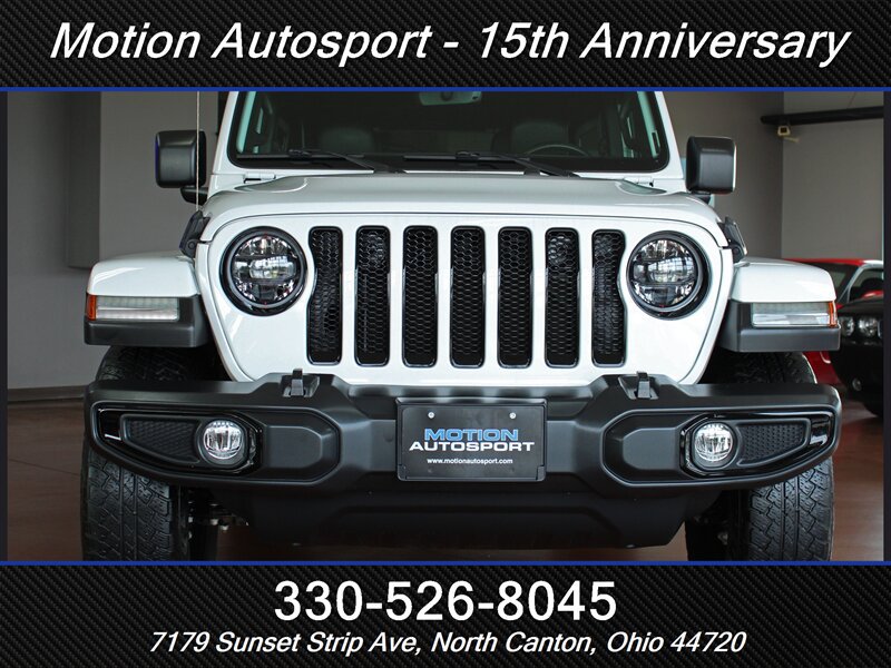 Used 2023 Jeep Wrangler Unlimited Sahara AWD/4WD image 3