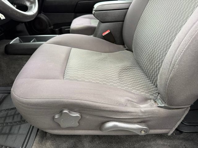 Used 2012 Chevrolet Colorado LT RWD image 17