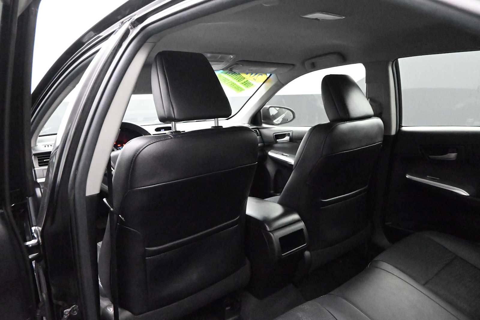 Used 2014 Toyota Camry SE FWD image 51