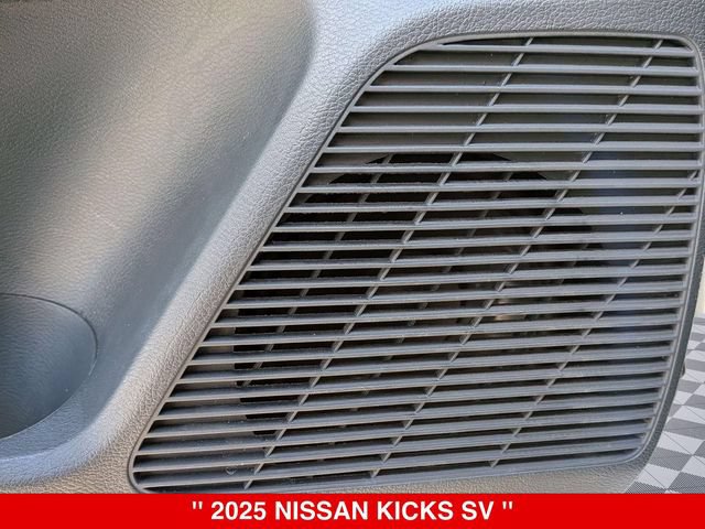 Certified 2025 Nissan Kicks SV w/ SV Premium Package AWD/4WD image 15