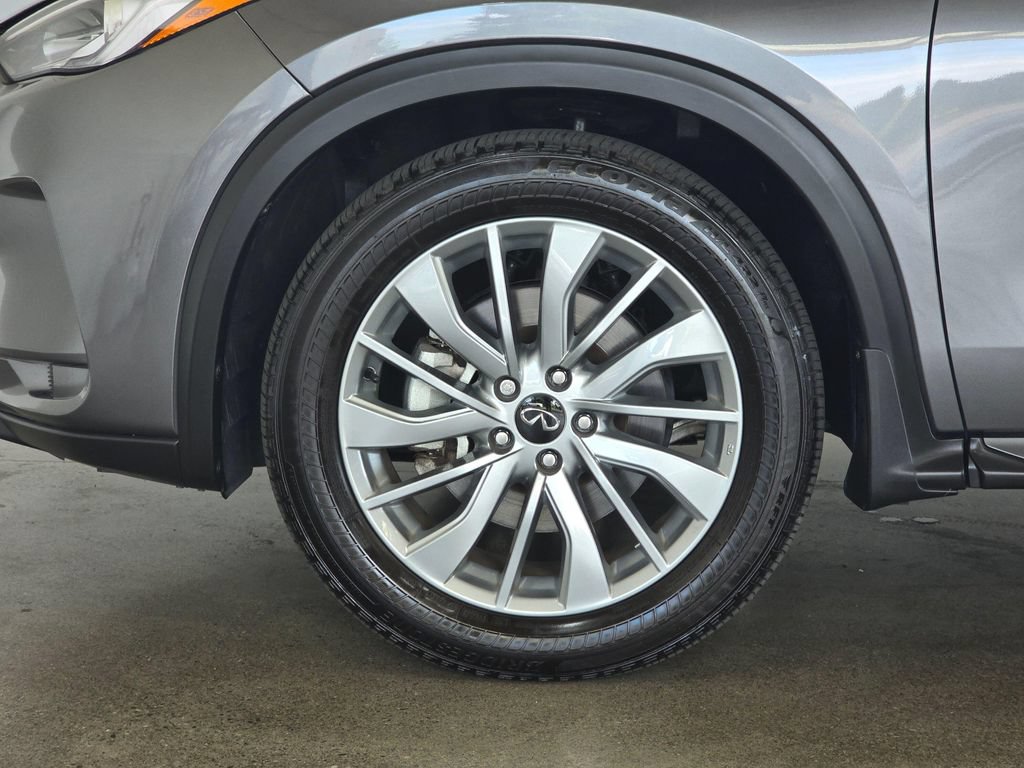 Certified 2023 INFINITI QX50 Luxe AWD/4WD image 8