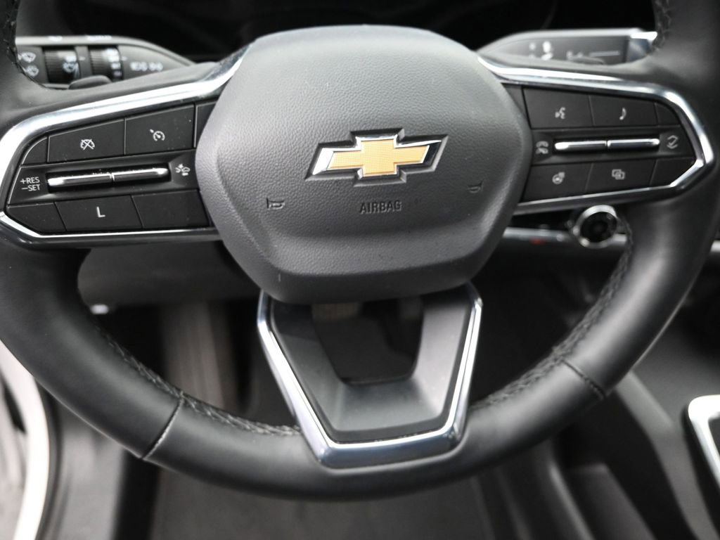 Certified 2025 Chevrolet Equinox LT image 18