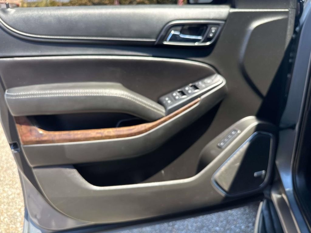 Used 2019 Chevrolet Tahoe LT AWD/4WD image 21