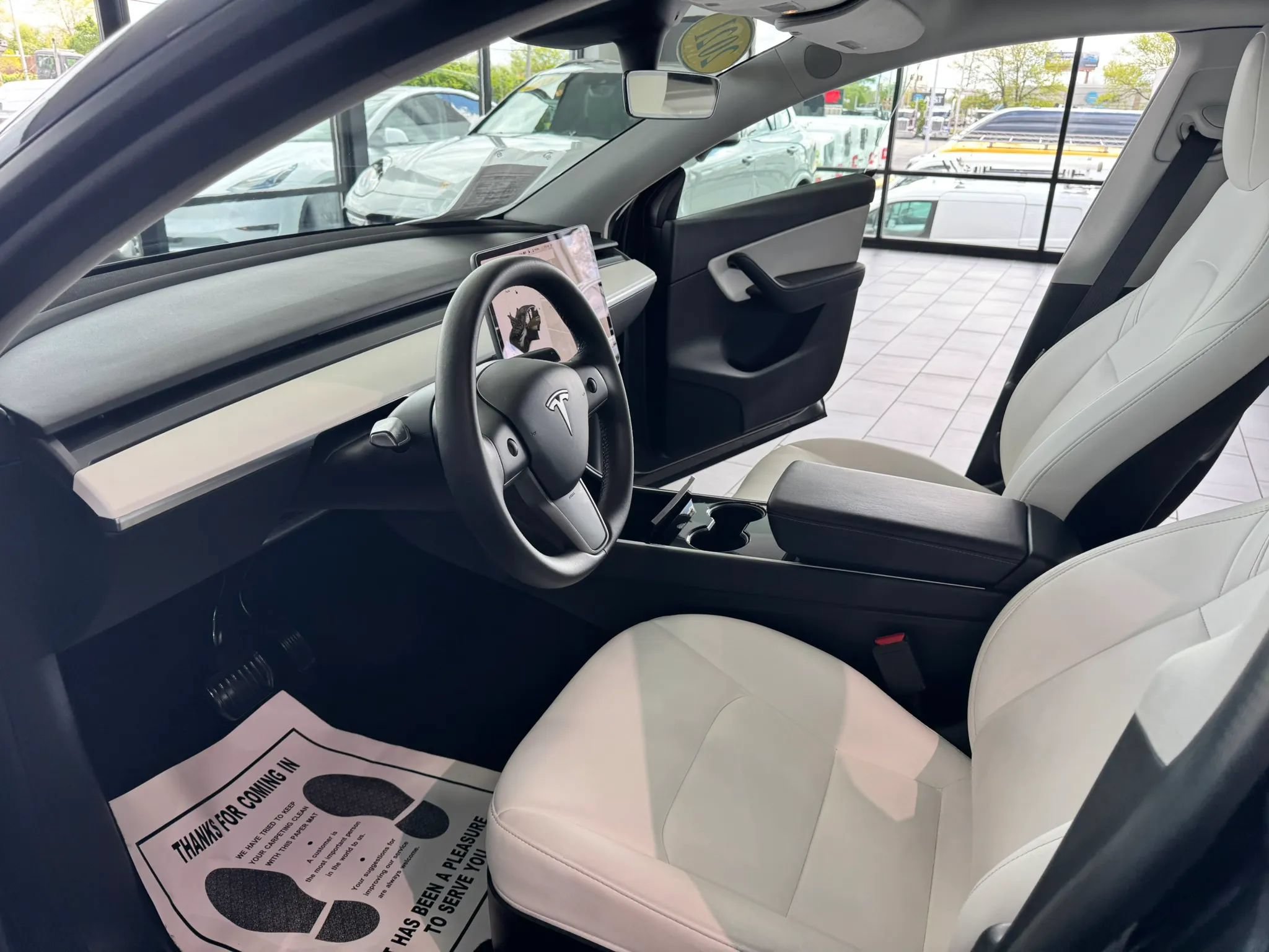 Used 2021 Tesla Model Y Long Range AWD/4WD image 9