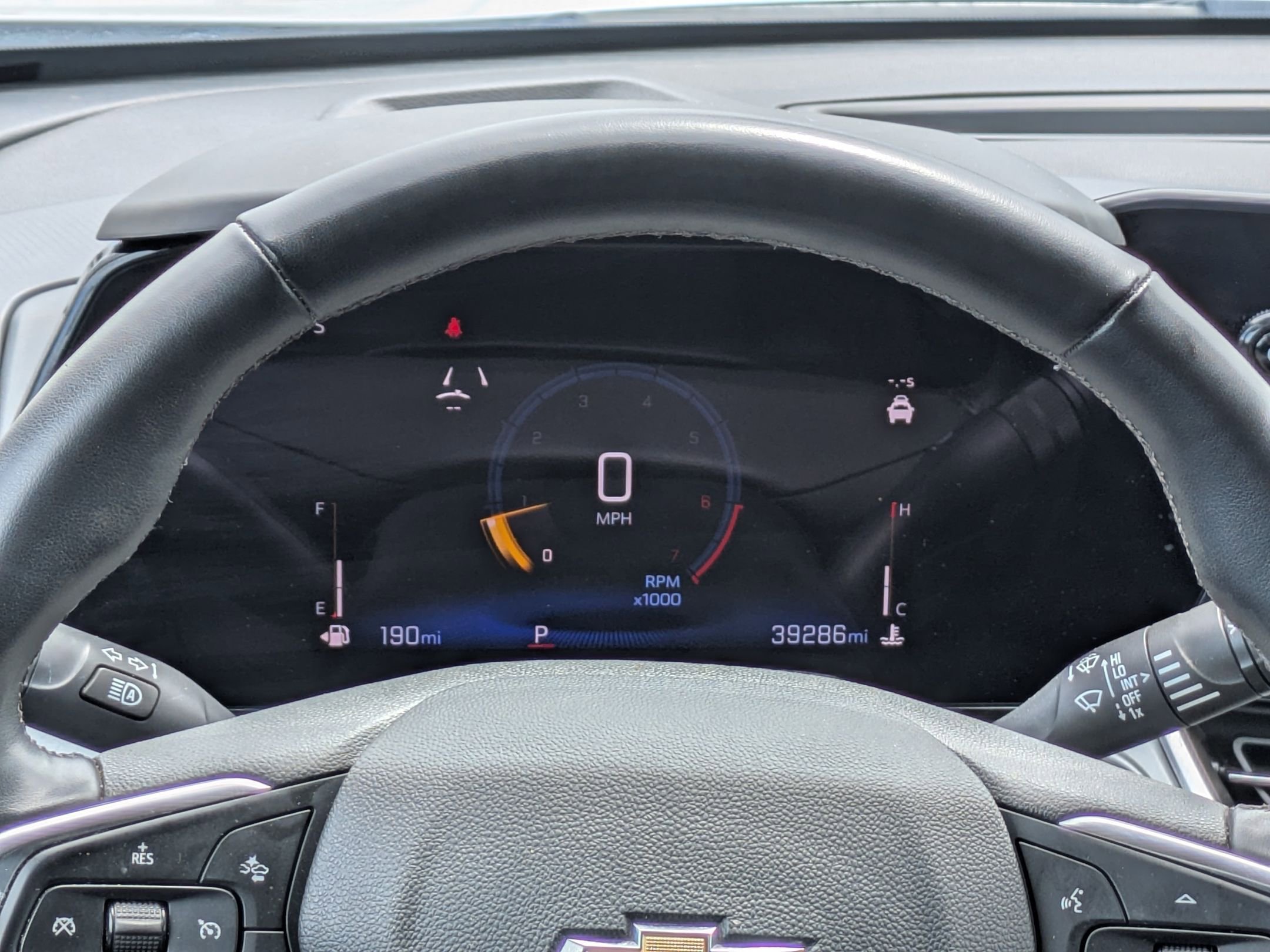 Used 2024 Chevrolet Trax LT w/ Sunroof Package FWD image 22