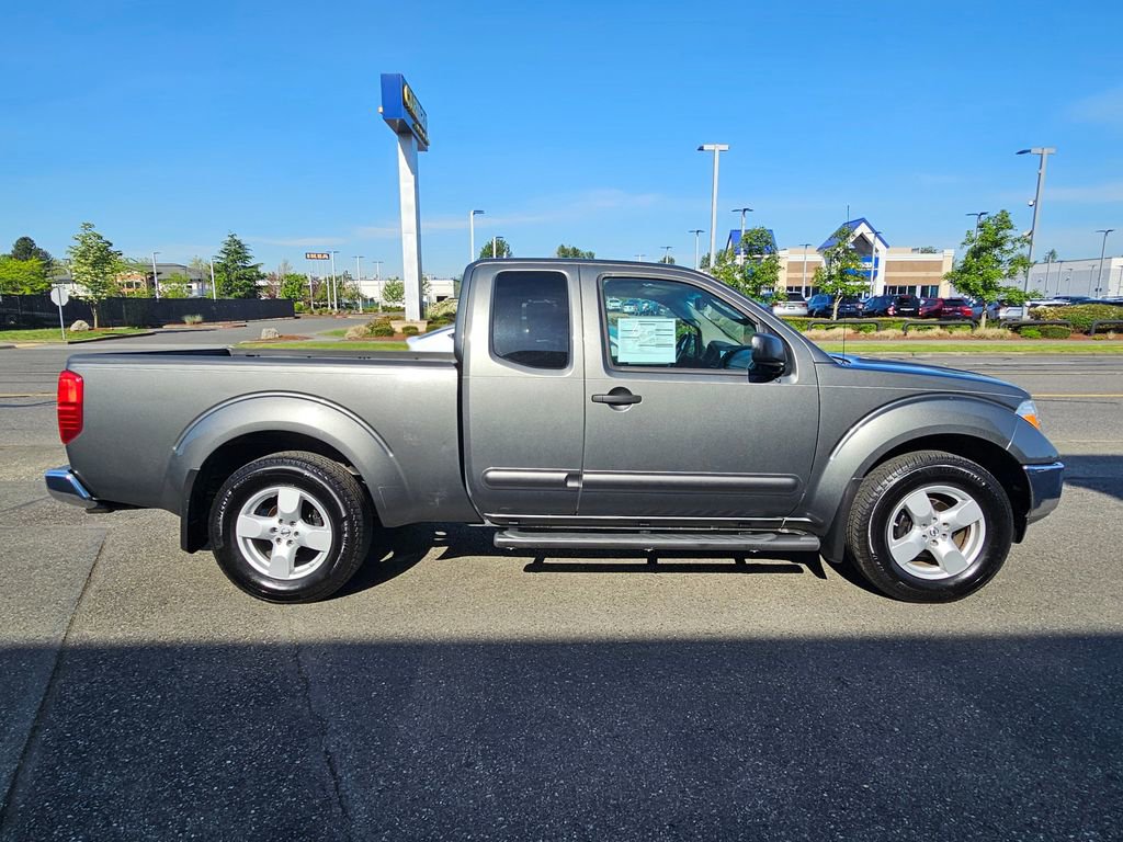 Used 2005 Nissan Frontier LE w/ (T01) Traction Pkg AWD/4WD image 4