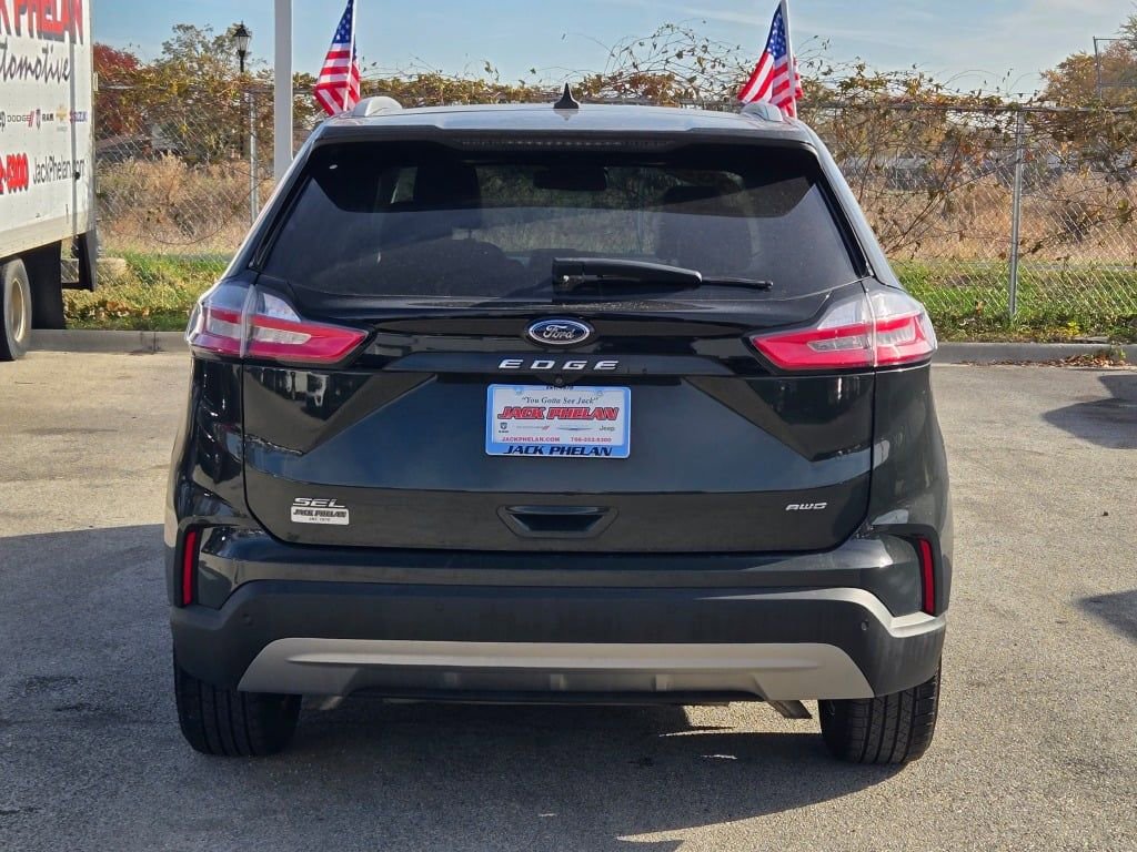 Used 2022 Ford Edge SEL w/ Convenience Package image 12