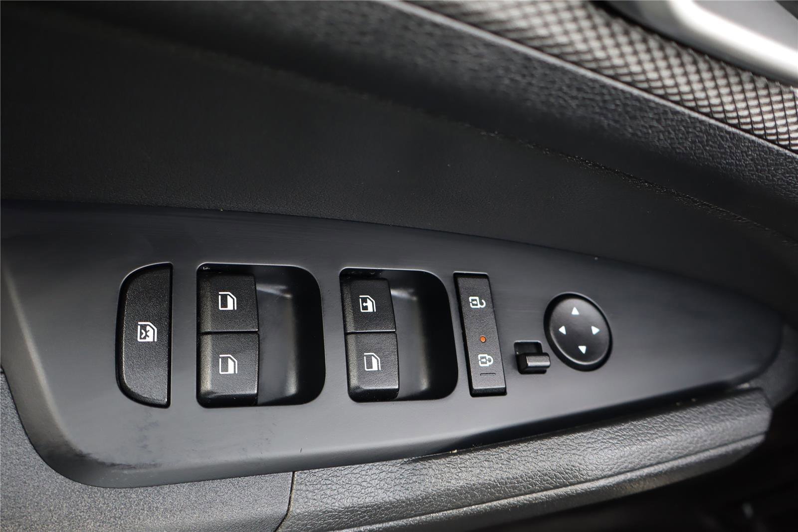 Used 2023 Kia Sportage LX AWD/4WD image 14