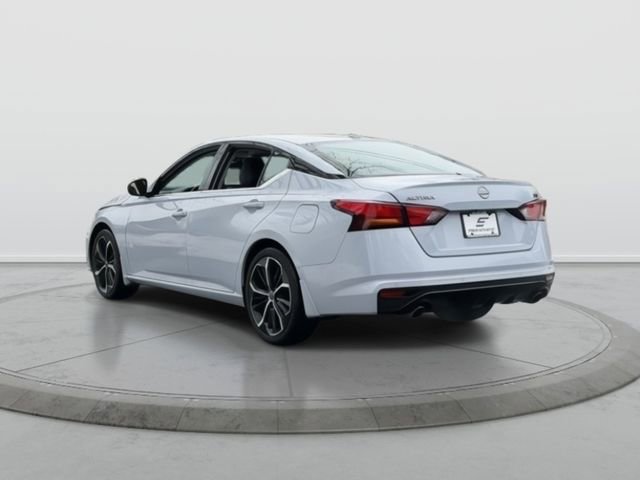 Used 2025 Nissan Altima 2.5 SR w/ SR Premium Package image 4
