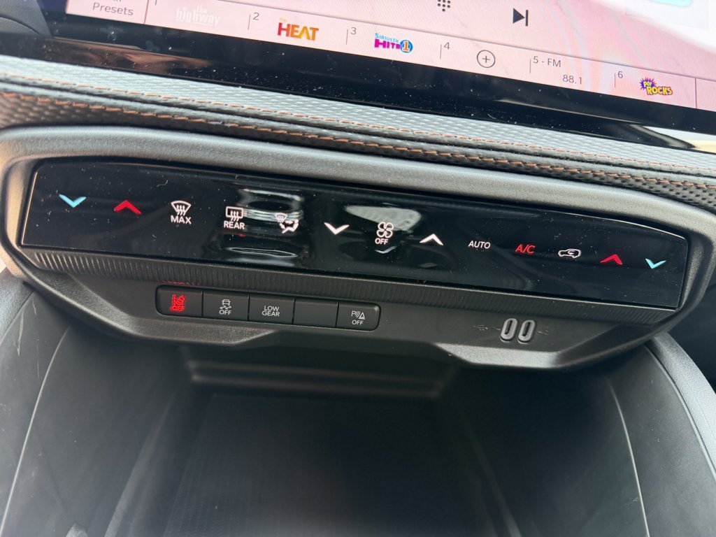 New 2026 Jeep Cherokee Limited AWD/4WD image 20