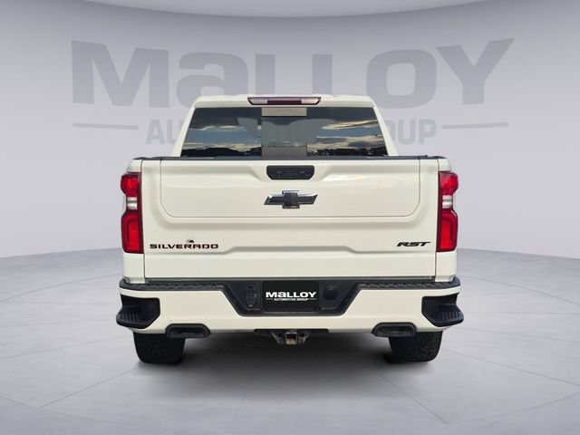 Certified 2022 Chevrolet Silverado 1500 RST w/ Redline Edition AWD/4WD image 4
