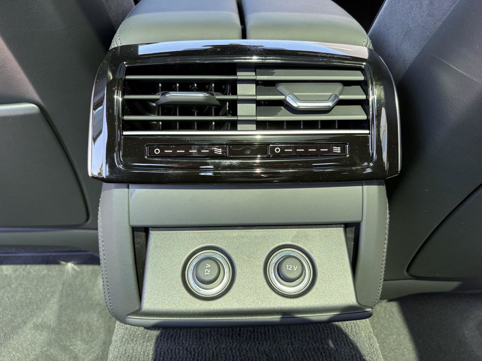 New 2026 Audi A8 L 3.0T AWD/4WD image 23