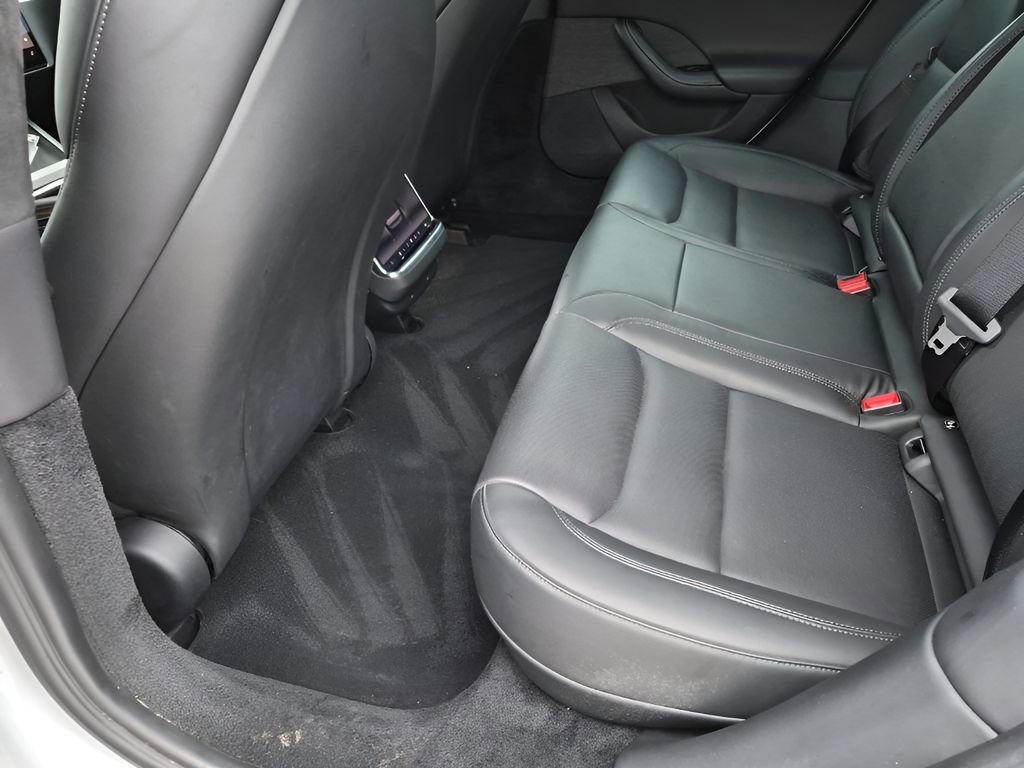 Used 2023 Tesla Model S Standard Range image 20