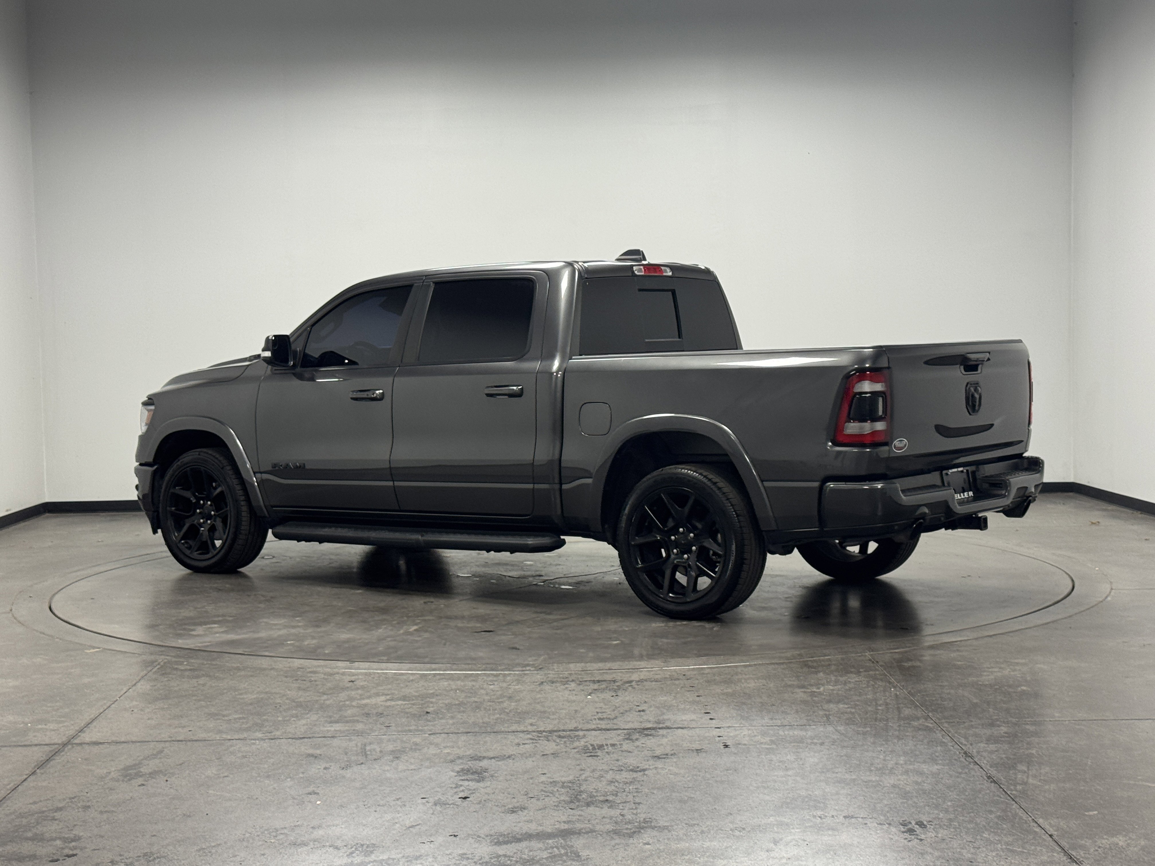 Used 2022 RAM 1500 Laramie image 6