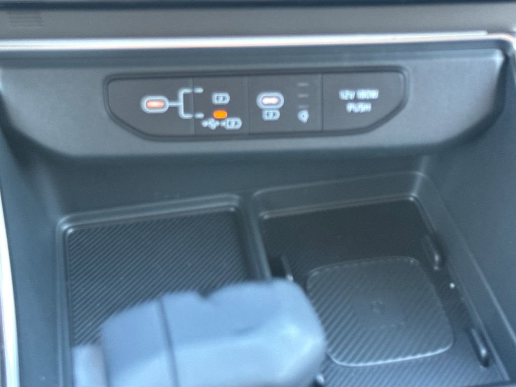 New 2026 Kia Carnival EX image 28