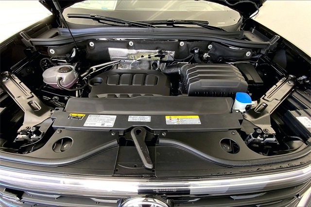 New 2026 Volkswagen Atlas Cross Sport SEL Premium R-Line image 11