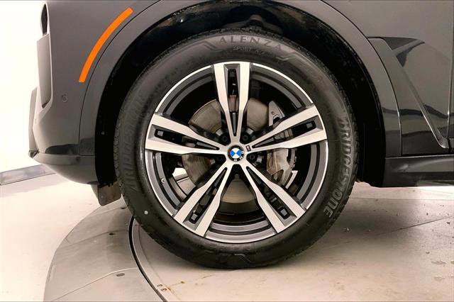 Certified 2024 BMW X7 xDrive40i w/ M Sport Package image 8