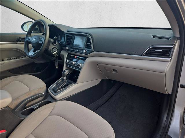 Used 2020 Hyundai Elantra SEL FWD image 19