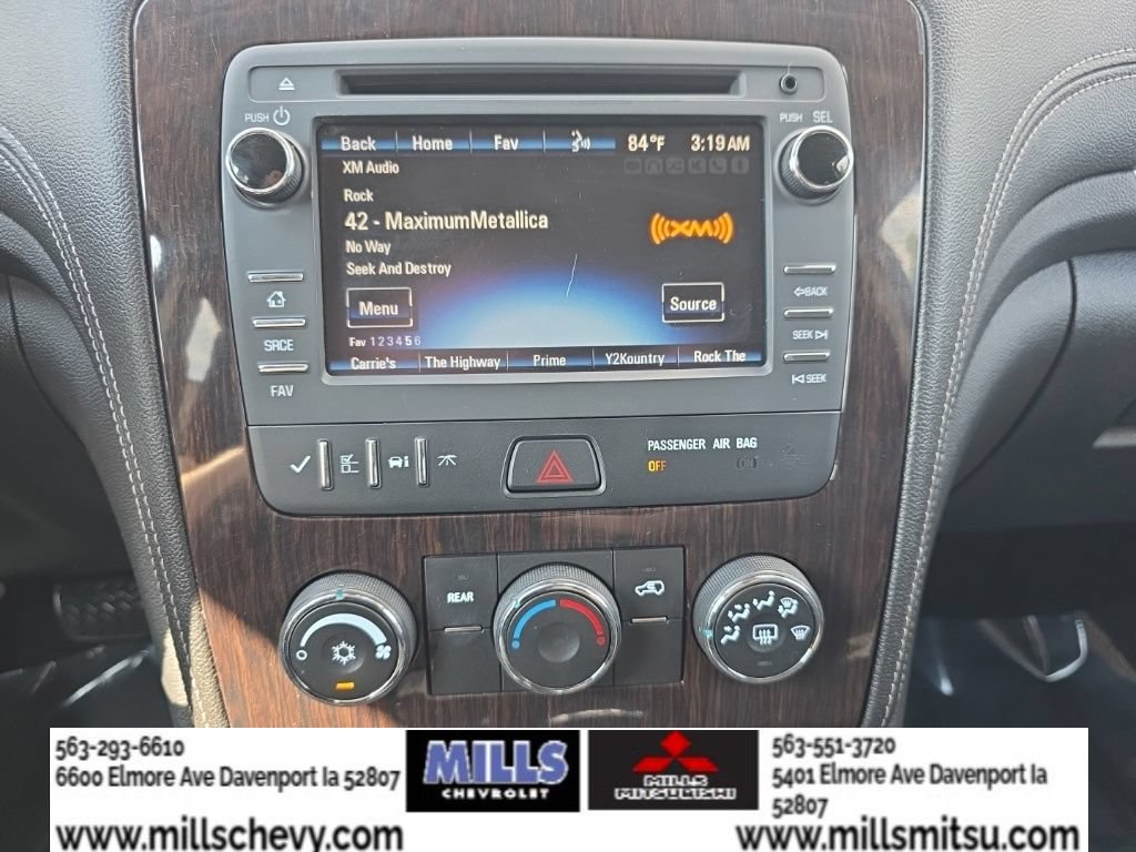 Used 2017 Chevrolet Traverse LT FWD image 11