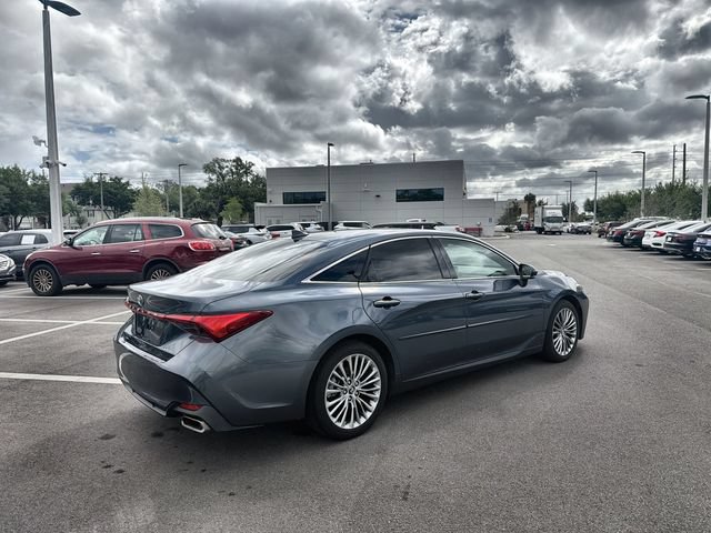 Used 2019 Toyota Avalon Limited w/ Carpet Mat Package FWD image 13