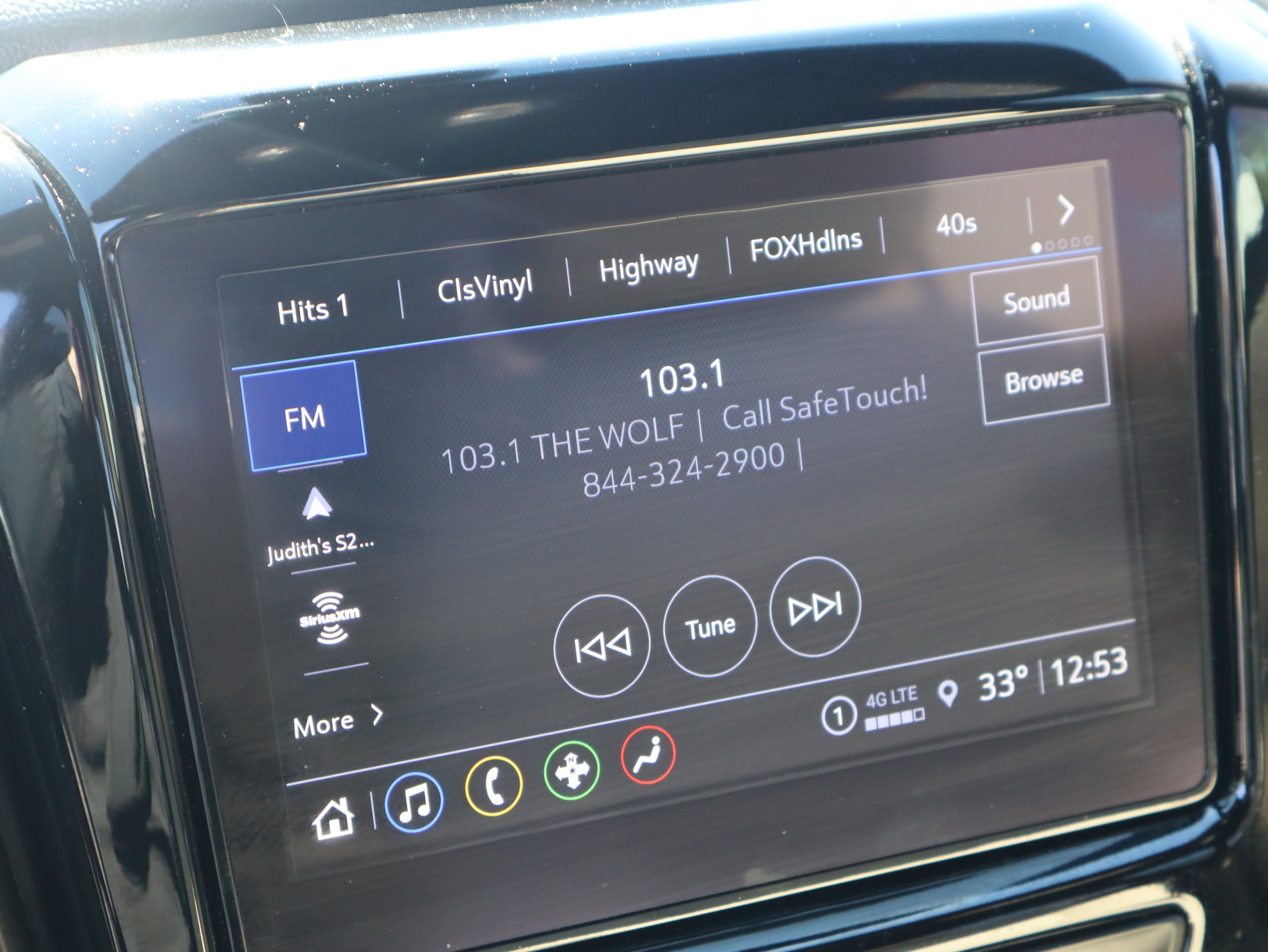 Used 2023 Chevrolet Traverse LT image 29