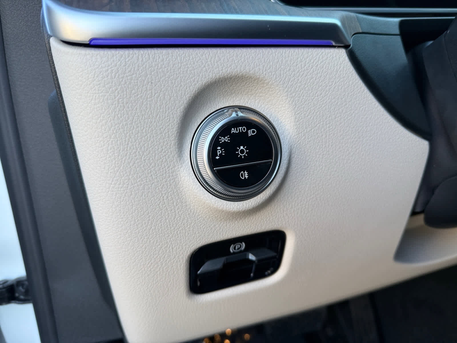 New 2026 Mercedes-Benz C 300 4MATIC Sedan image 22