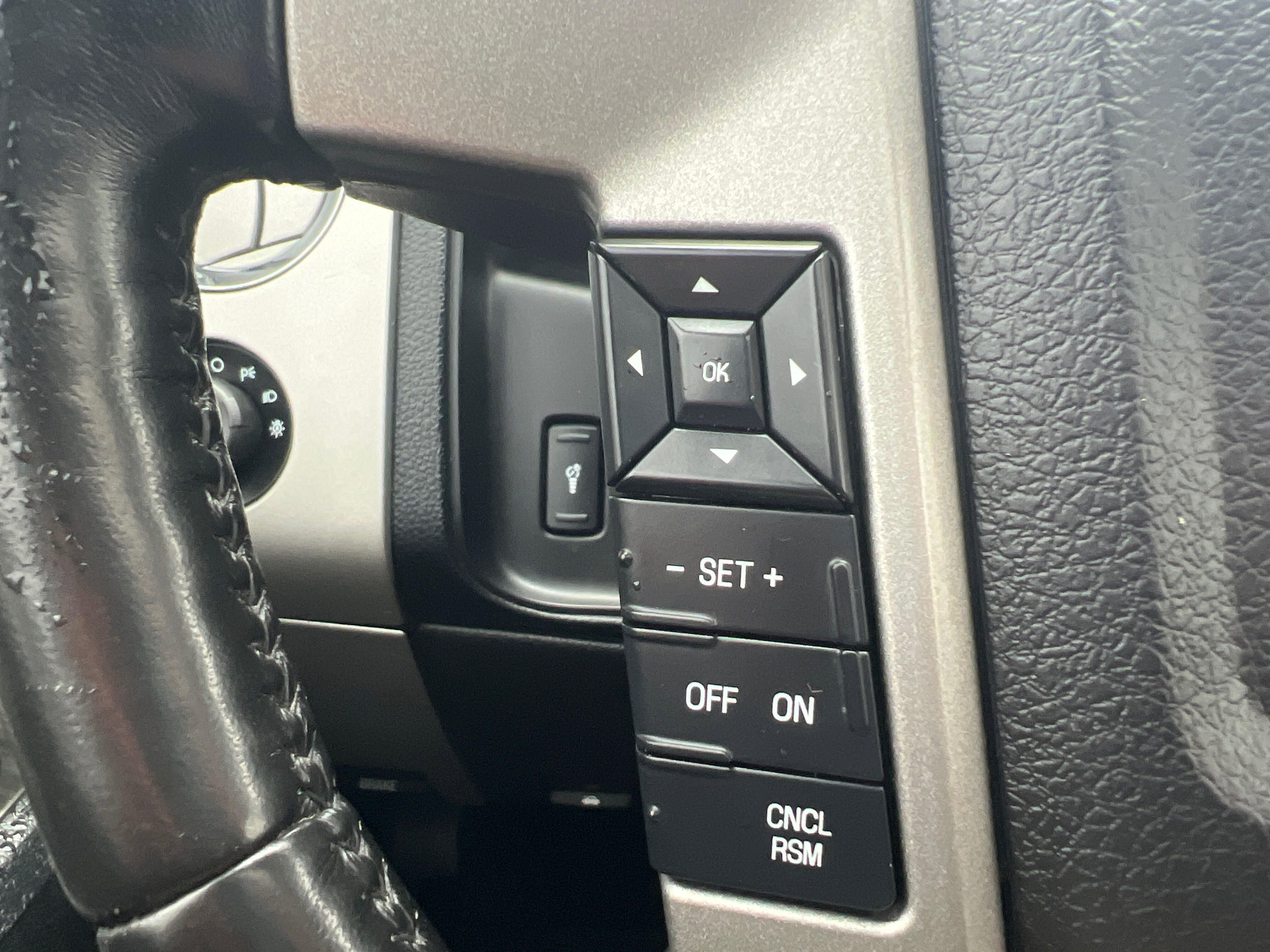 Used 2016 Ford Expedition EL Limited image 22