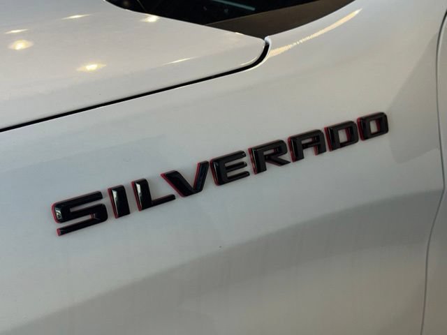 Certified 2023 Chevrolet Silverado 1500 RST w/ Redline Edition AWD/4WD image 35