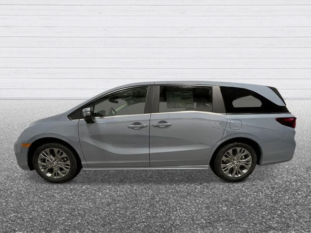 New 2026 Honda Odyssey Touring image 2