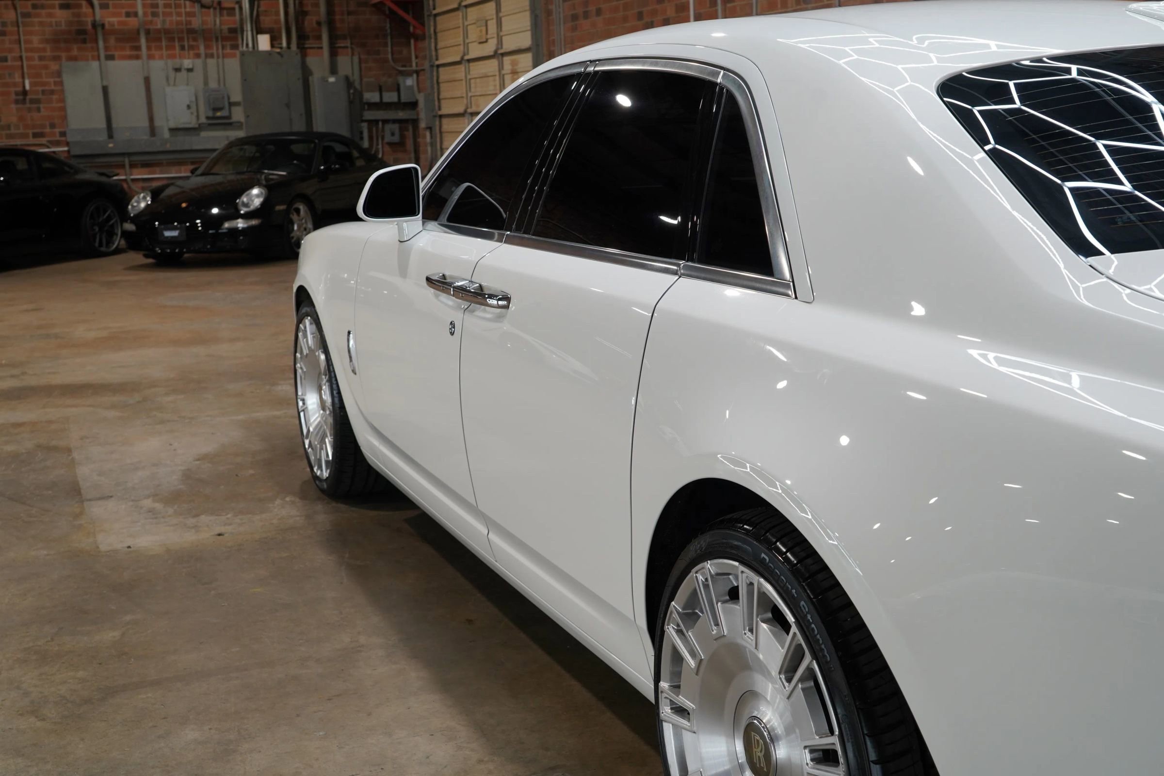 Used 2015 Rolls-Royce Ghost image 18