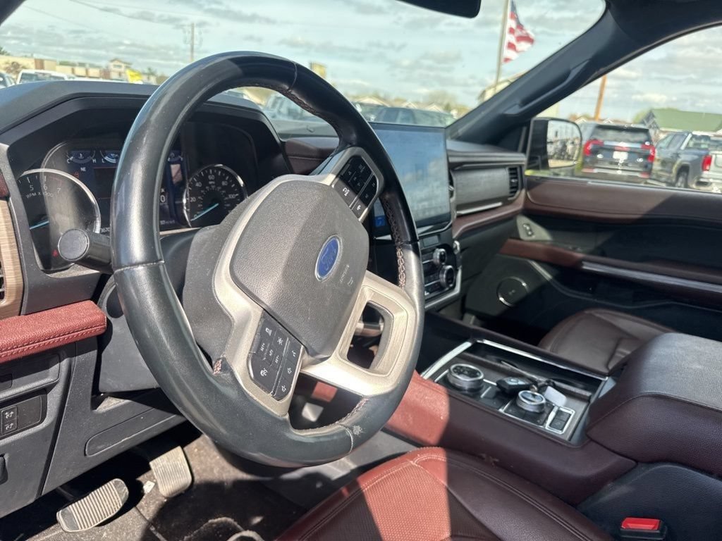 Used 2022 Ford Expedition Limited AWD/4WD image 28