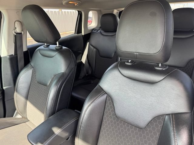 Used 2020 Jeep Compass Latitude AWD/4WD image 11
