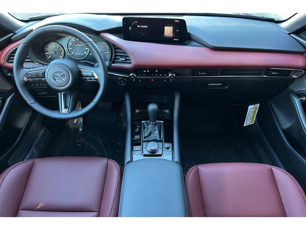 New 2026 MAZDA MAZDA3 Hatchback w/Premium Plus Pkg image 13