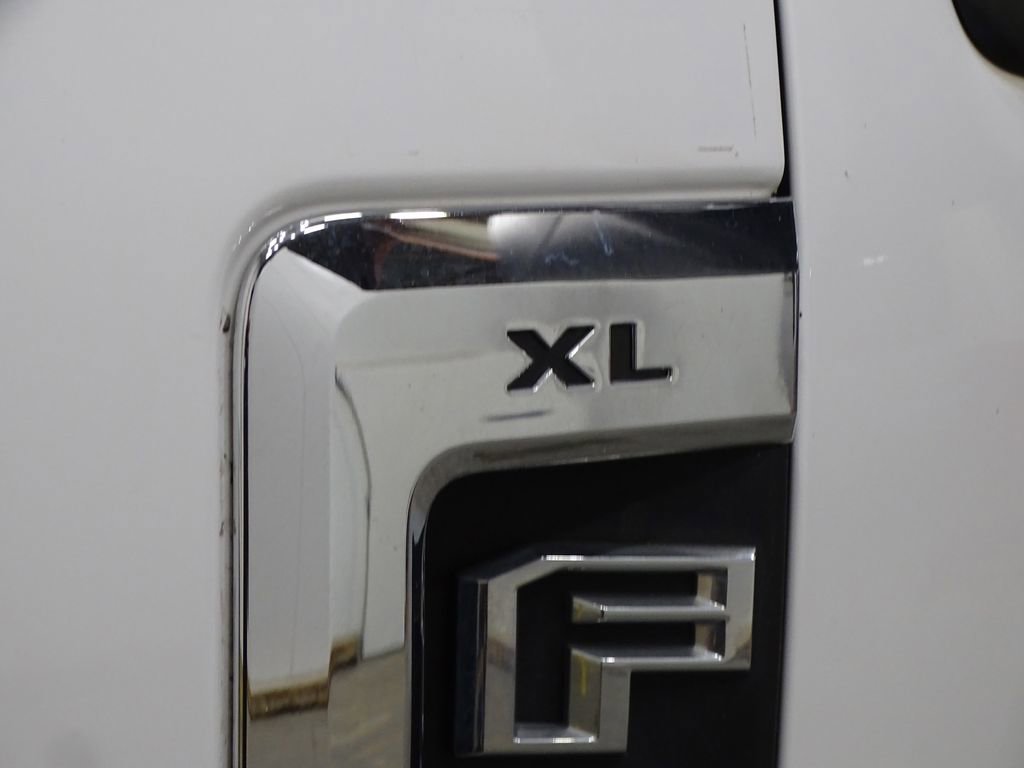 Used 2018 Ford F550 2WD Crew Cab Super Duty image 28