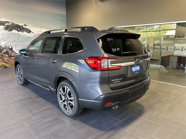New 2025 Subaru Ascent Limited image 4