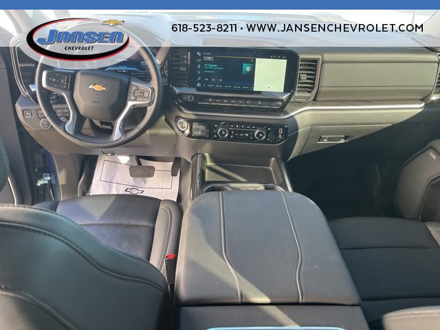 Used 2024 Chevrolet Silverado 2500 LTZ w/ LTZ Convenience Package image 20