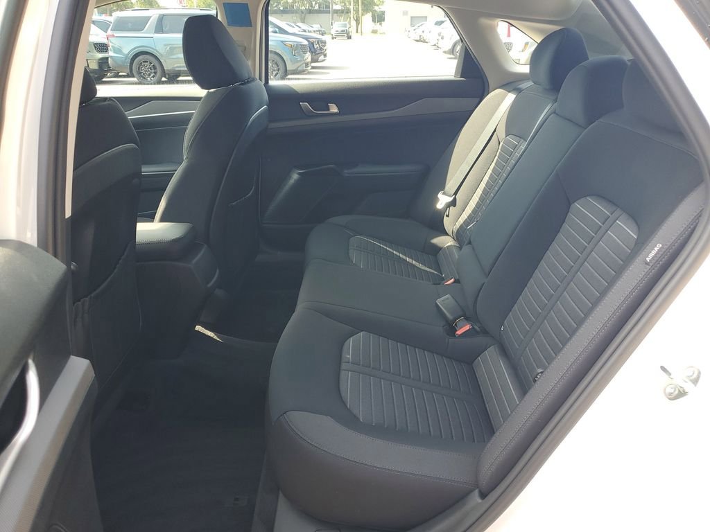New 2026 Kia K5 LXS FWD image 18