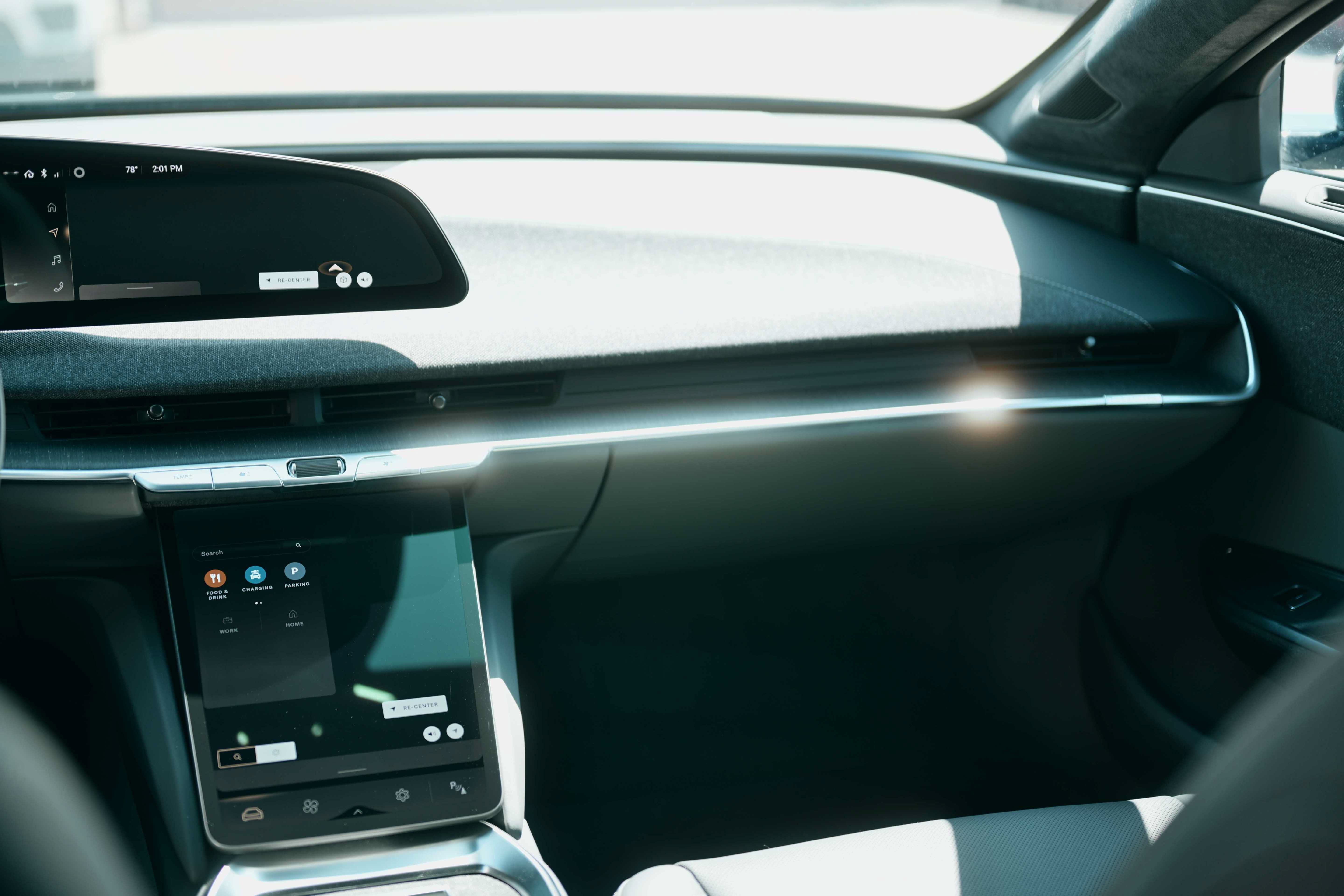 Used 2024 Lucid Air Pure RWD image 9