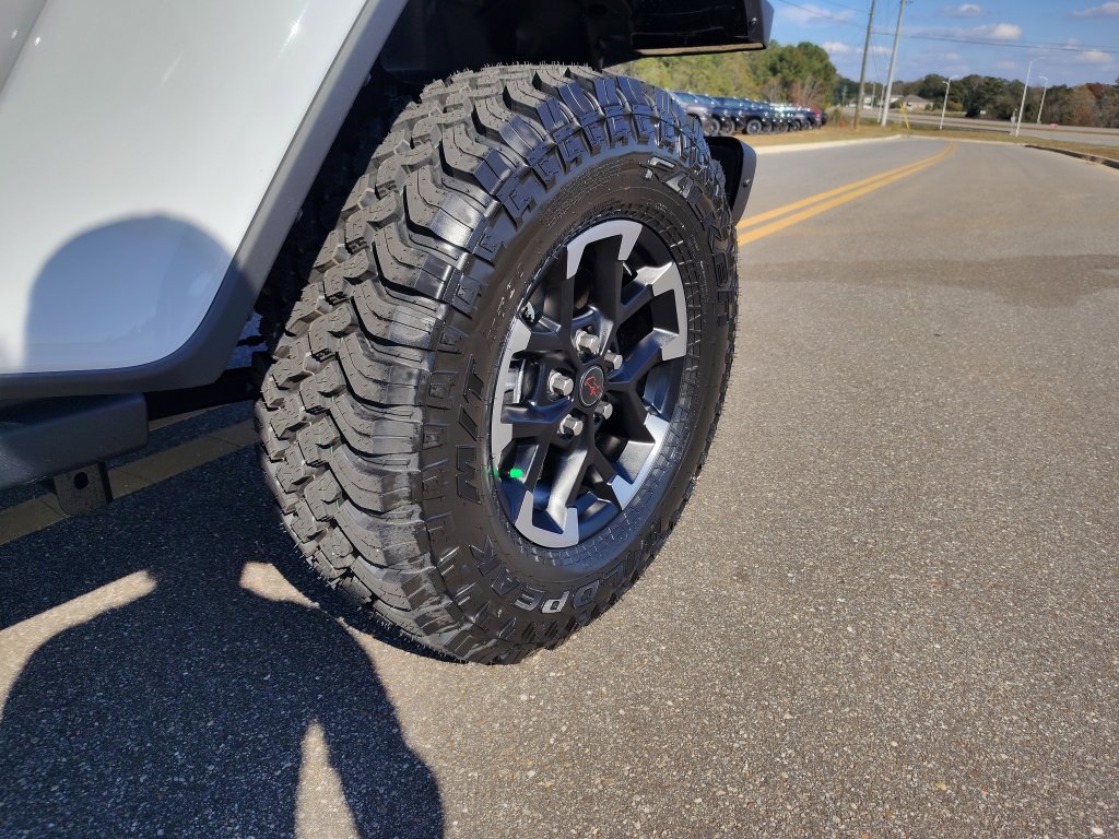 New 2026 Jeep Gladiator Rubicon image 13