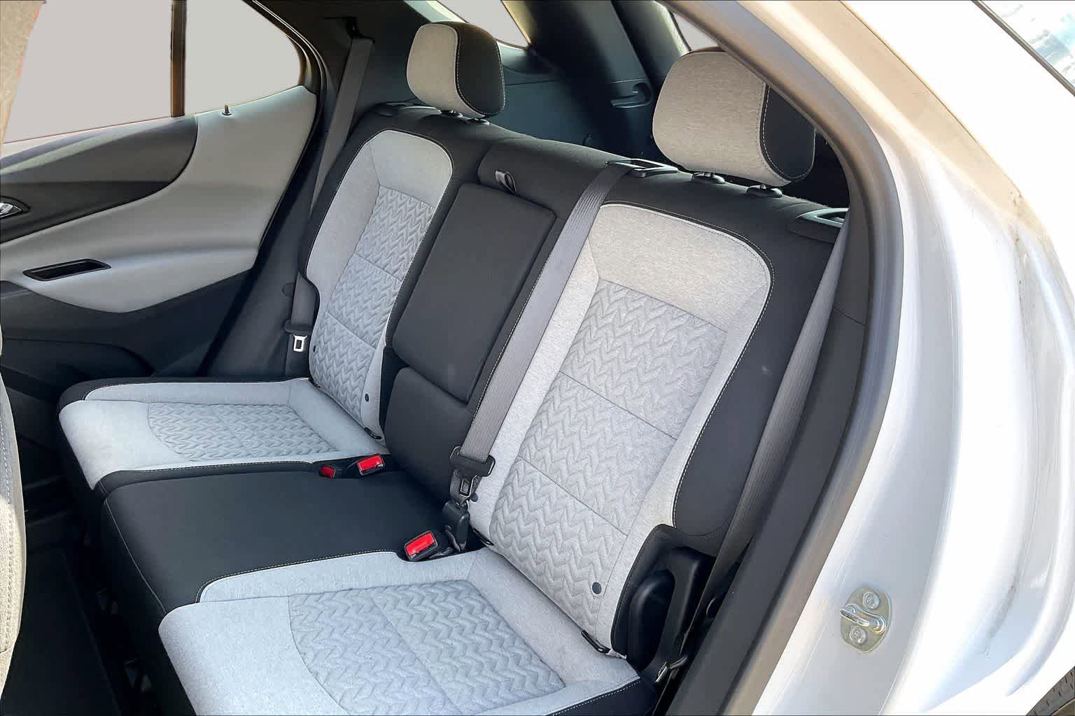 Used 2024 Chevrolet Equinox LS w/ Driver Confidence II Package FWD image 19