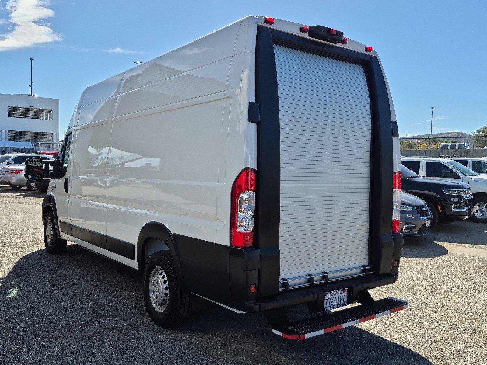 Used 2024 RAM ProMaster 3500 w/ Delivery Van Package FWD image 4