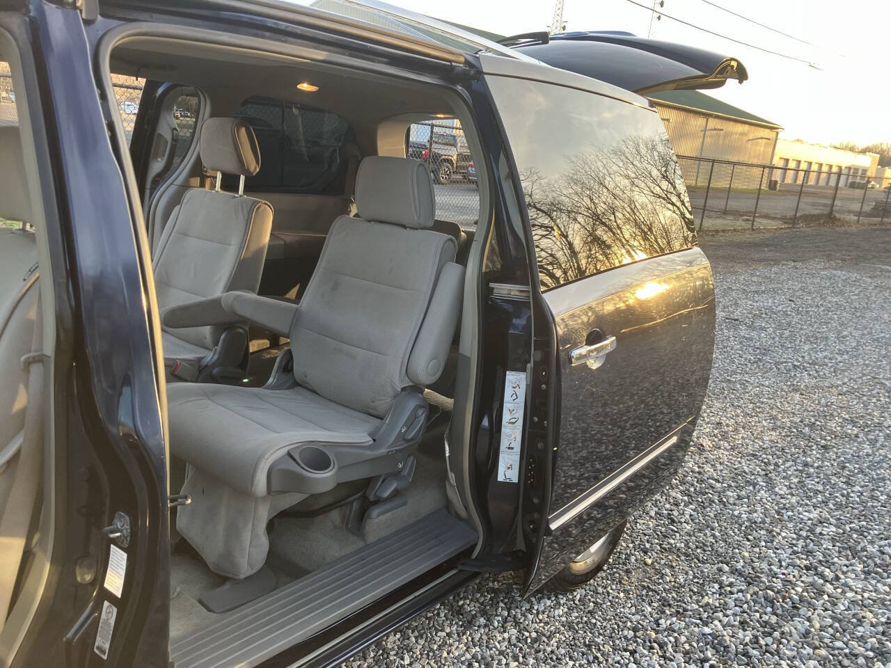 Used 2008 Nissan Quest SL w/ Seat Pkg FWD image 18