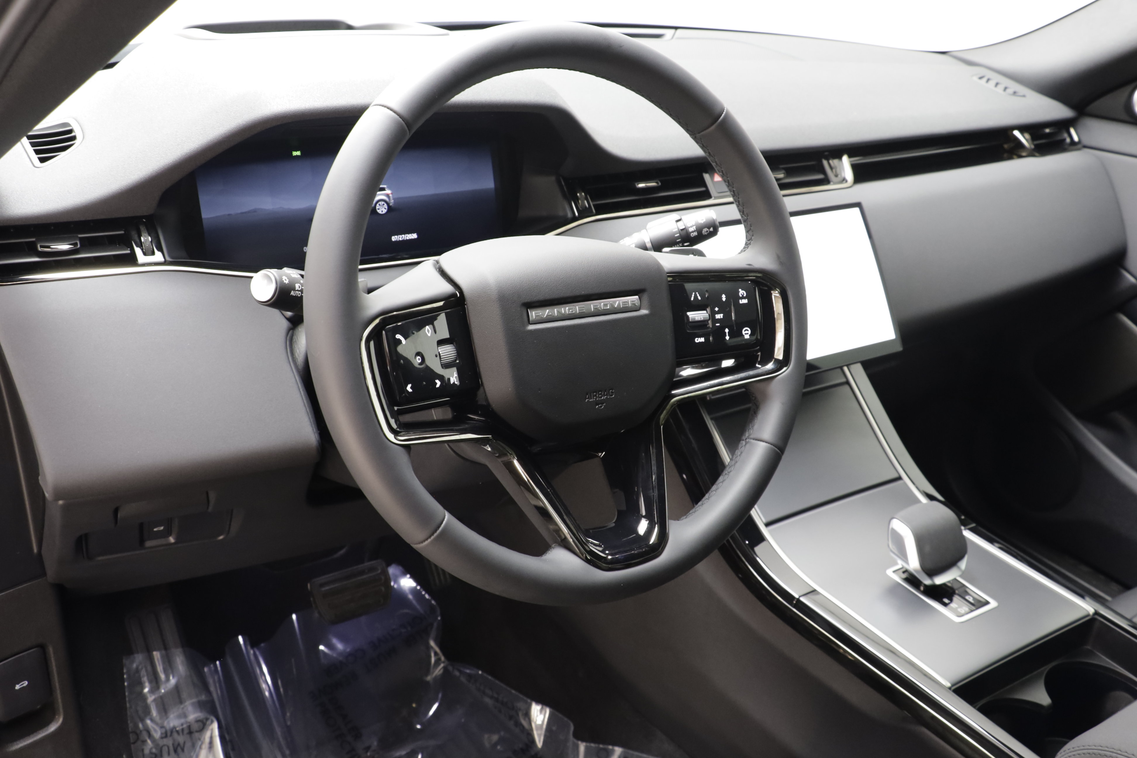 Certified 2026 Land Rover Range Rover Evoque S AWD/4WD image 7
