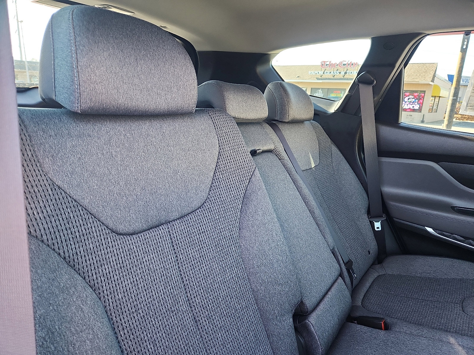 Used 2020 Hyundai Santa Fe SEL w/ Convenience Package image 29