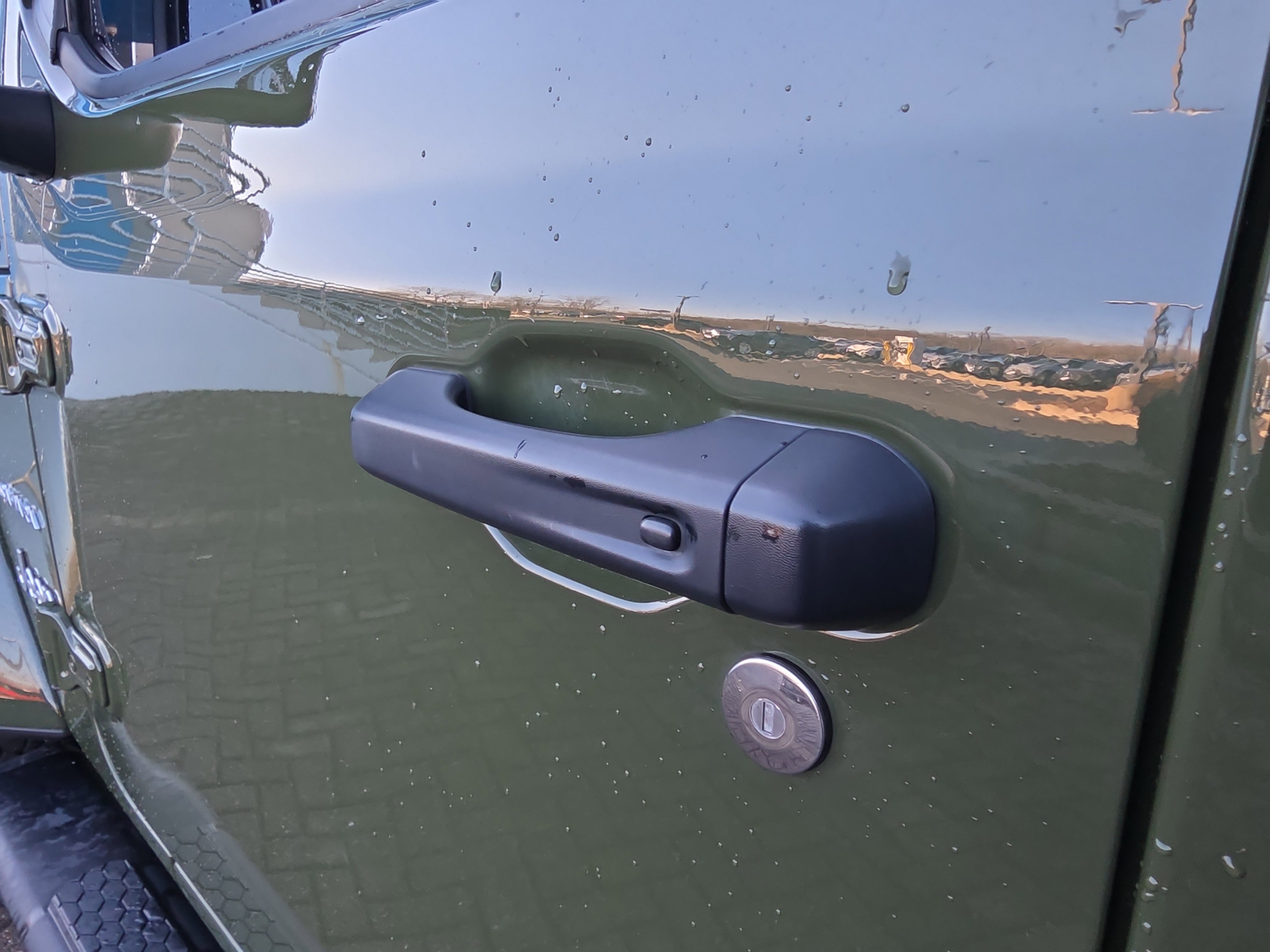 Used 2024 Jeep Wrangler Sahara w/ Technology Group image 12